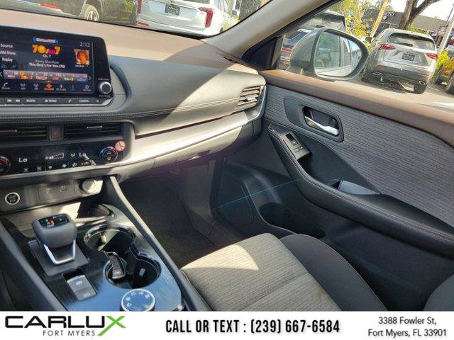 Used 2023 Nissan Rogue SV image 20