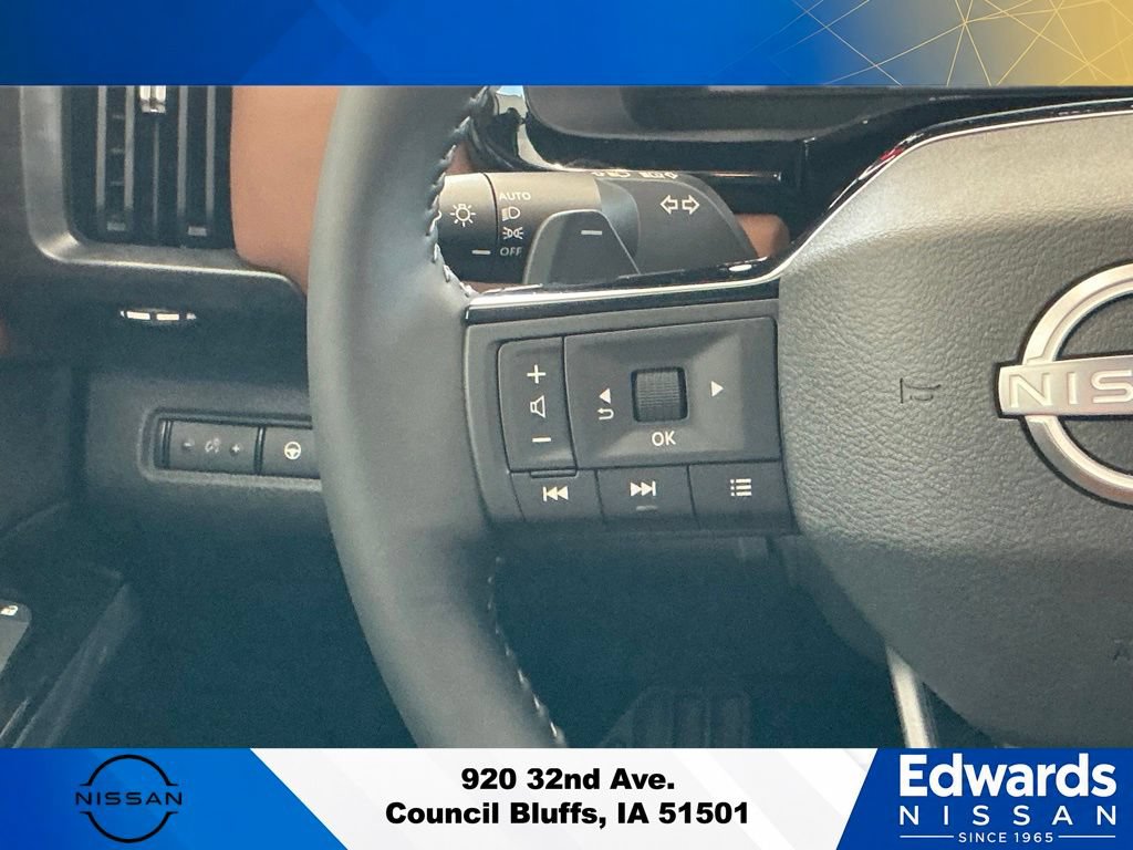 New 2026 Nissan Pathfinder Platinum AWD/4WD image 24