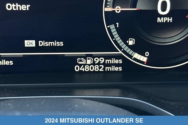 Used 2024 Mitsubishi Outlander SE AWD/4WD image 29