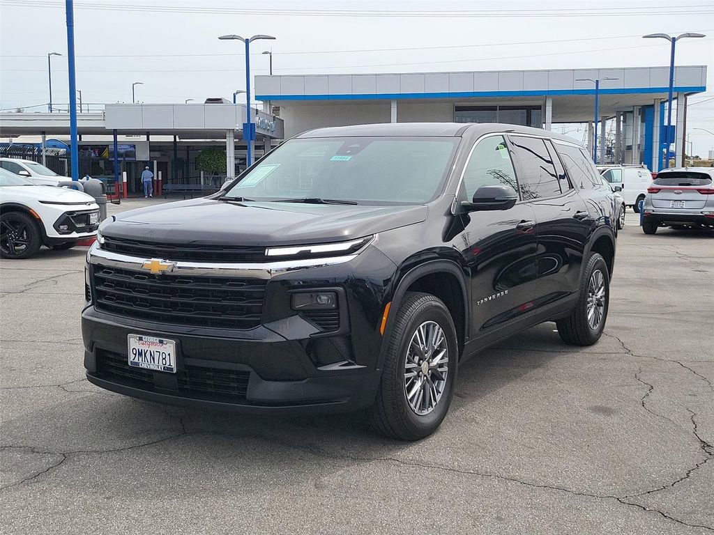 Certified 2024 Chevrolet Traverse LS w/ LPO, Floor Liner Package image 32