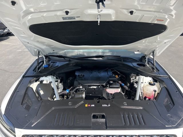 Used 2022 Genesis GV70 2.5T w/ Sport Prestige Package image 13