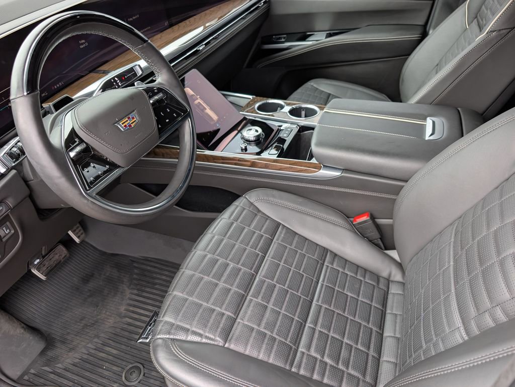 Used 2025 Cadillac Escalade Sport Platinum w/ LPO, Floor Liner Package image 11