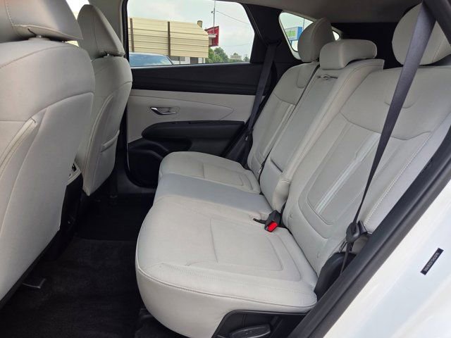 Used 2025 Hyundai Tucson SEL FWD image 25