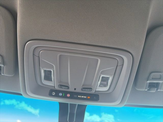 Used 2021 Chevrolet Silverado 2500 Custom w/ Custom Value Package image 21