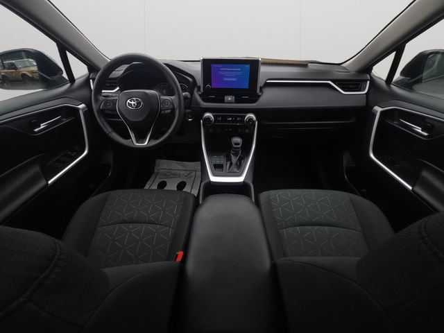 Certified 2023 Toyota RAV4 XLE w/ Convenience Package AWD/4WD image 18