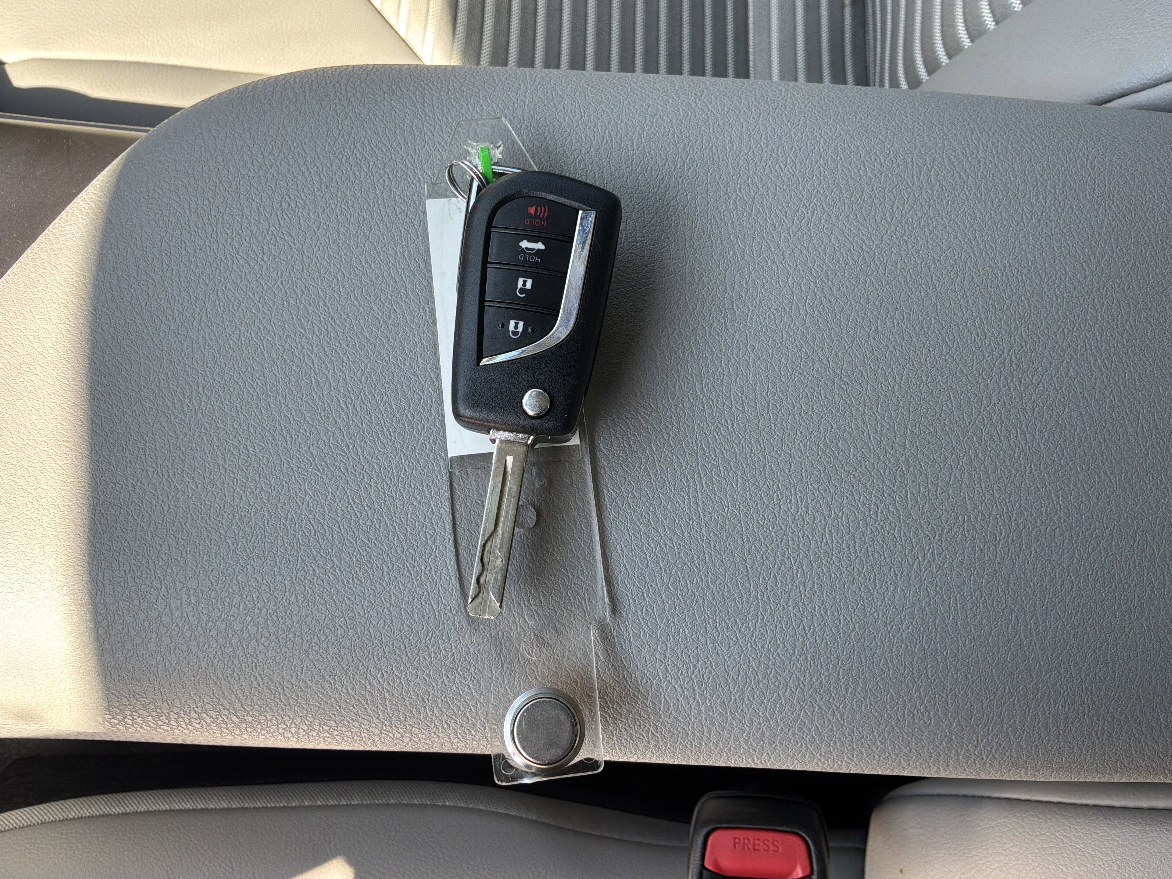 Used 2024 Toyota Camry SE FWD image 39