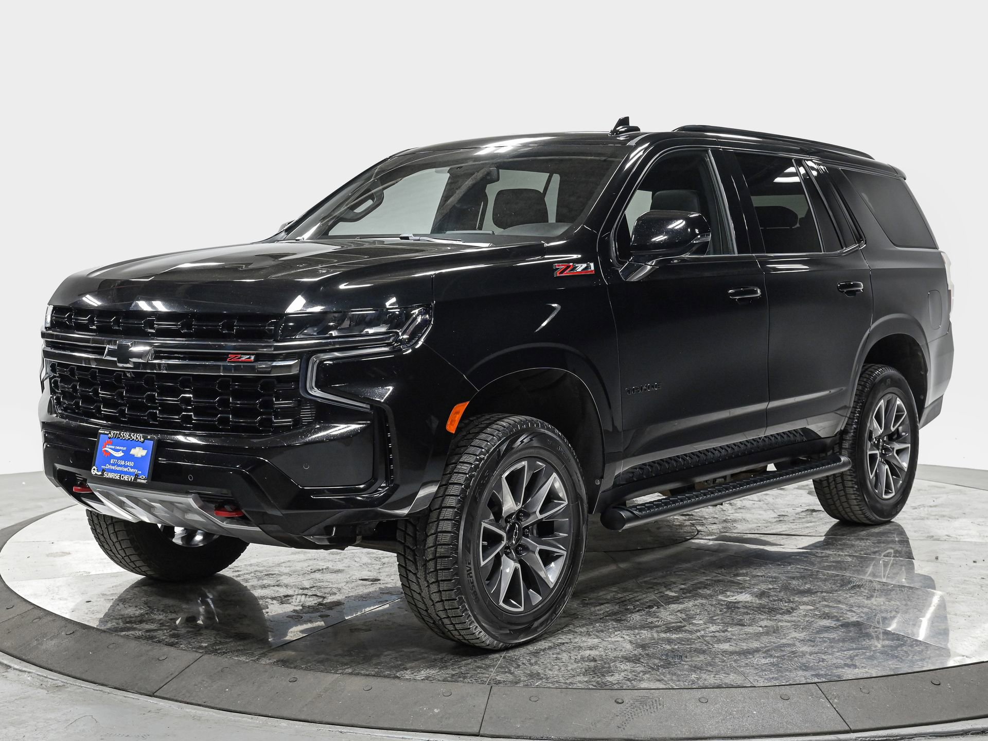 Used 2022 Chevrolet Tahoe Z71 w/ Luxury Package AWD/4WD image 1