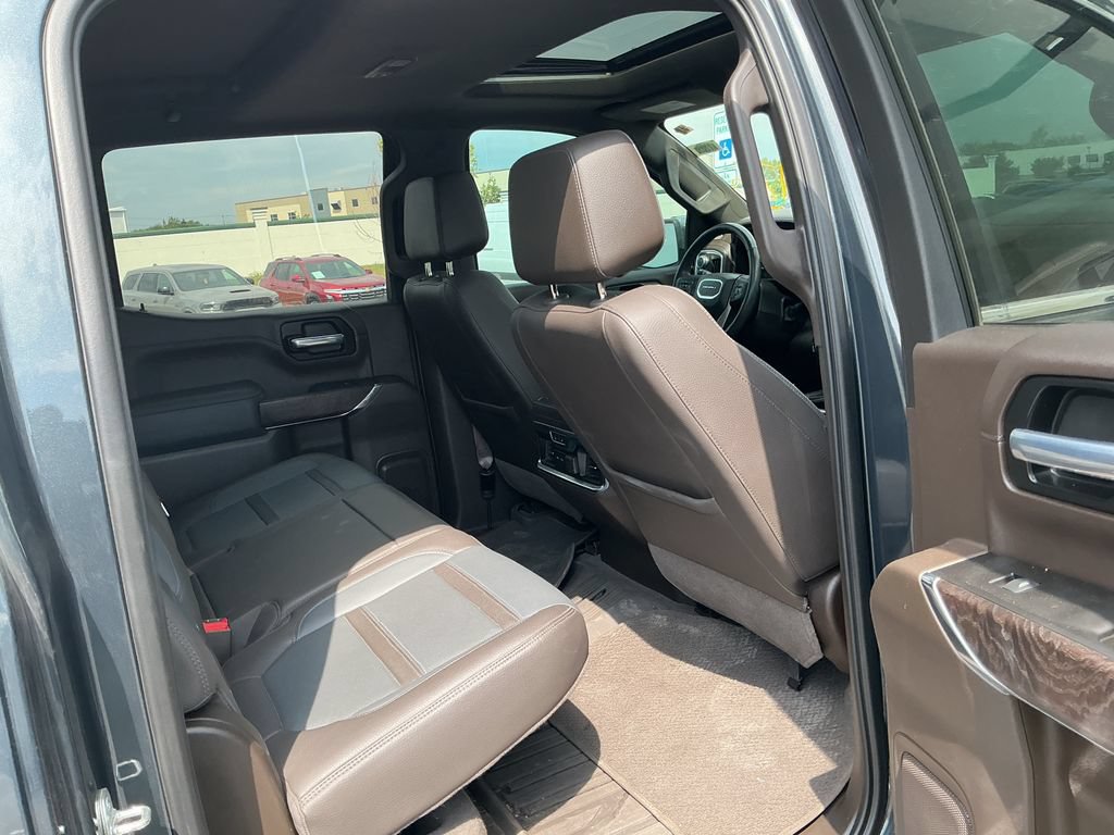 Used 2021 GMC Sierra 1500 Denali w/ Denali Ultimate Package AWD/4WD image 8