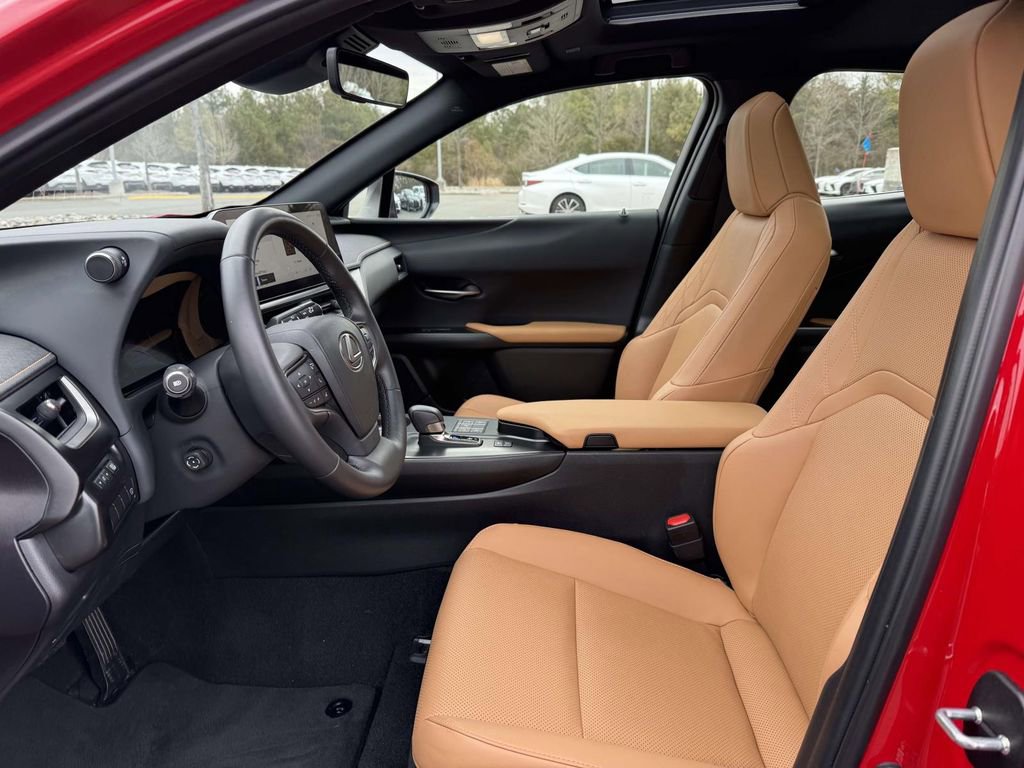 Used 2025 Lexus UX 300h AWD w/ Accessory Package (Z1) image 13