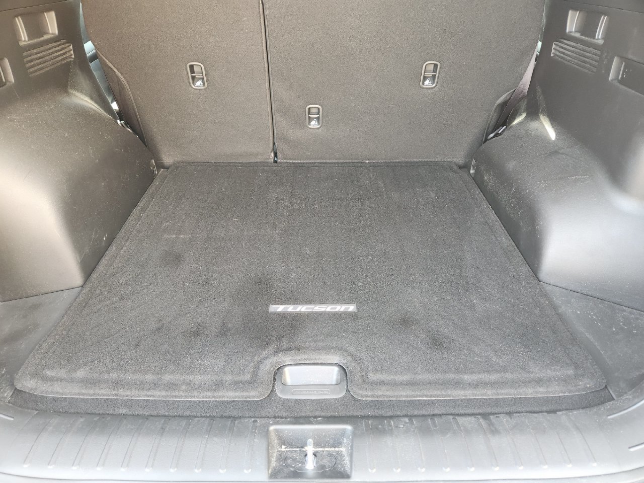 Used 2025 Hyundai Tucson SEL FWD image 30