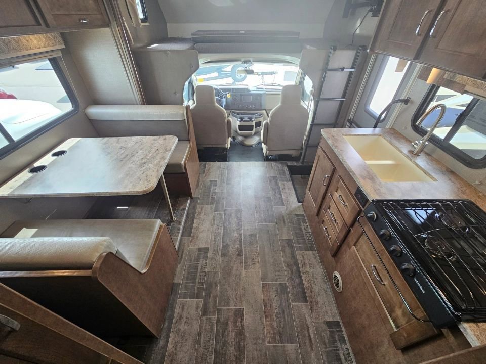 Used 2018 Ford E-450 and Econoline 450 Super Duty w/ Motorhome Prep Package RWD image 16