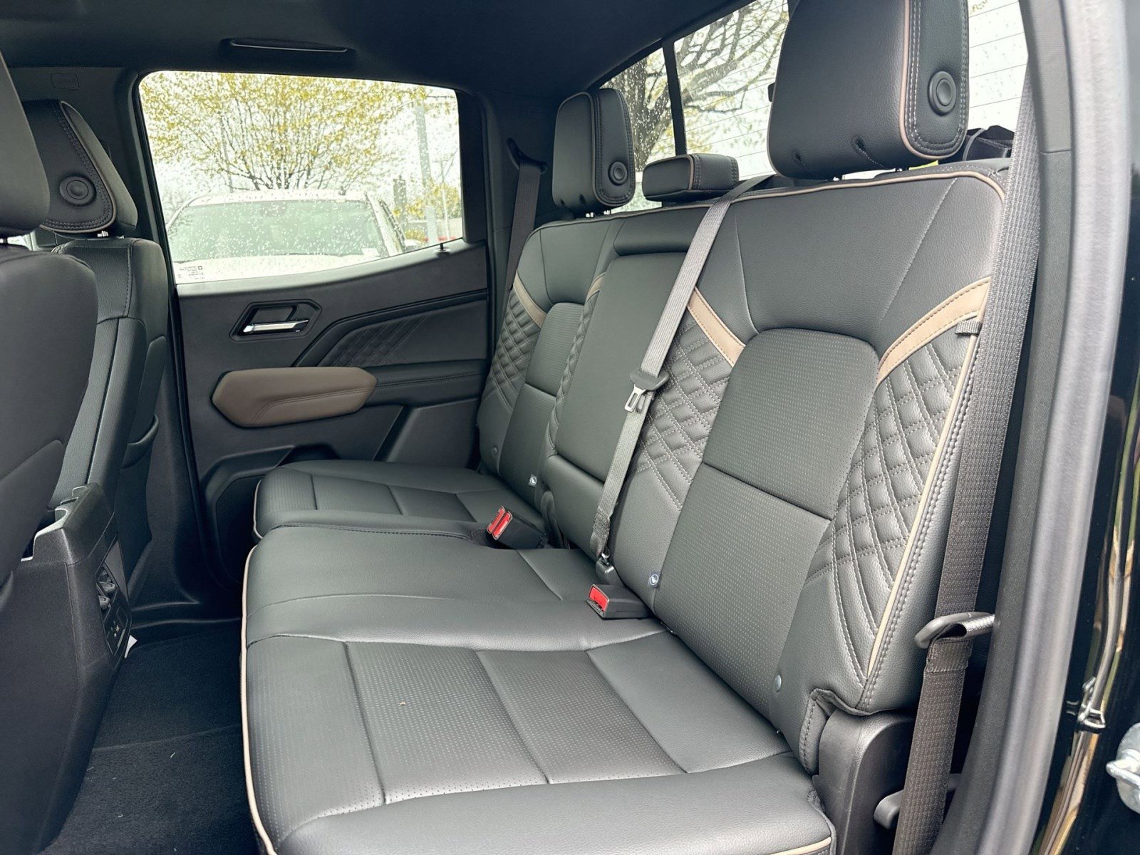 New 2026 GMC Canyon Denali image 23