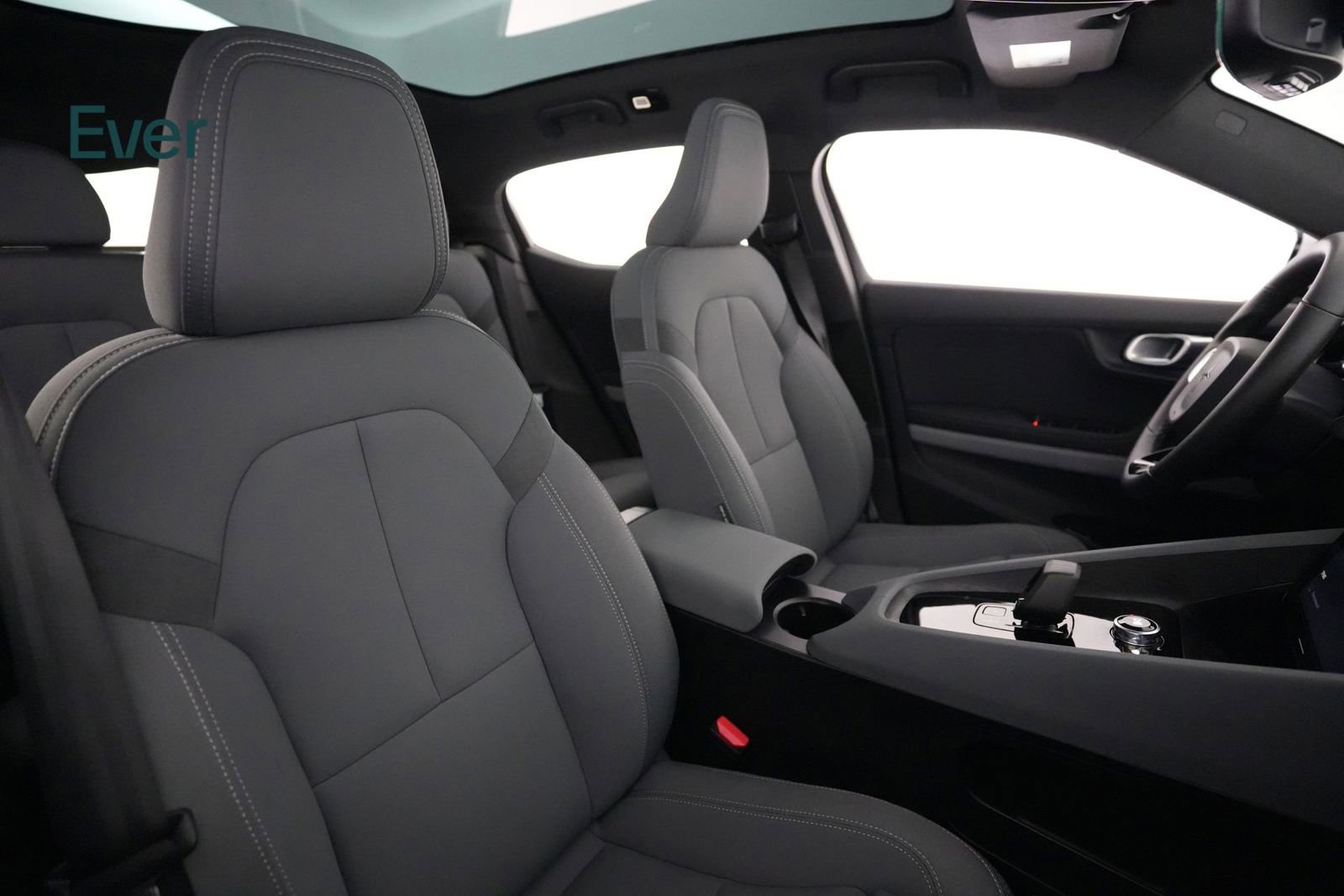 Used 2023 Polestar Polestar 2 w/ Pilot Pack image 23