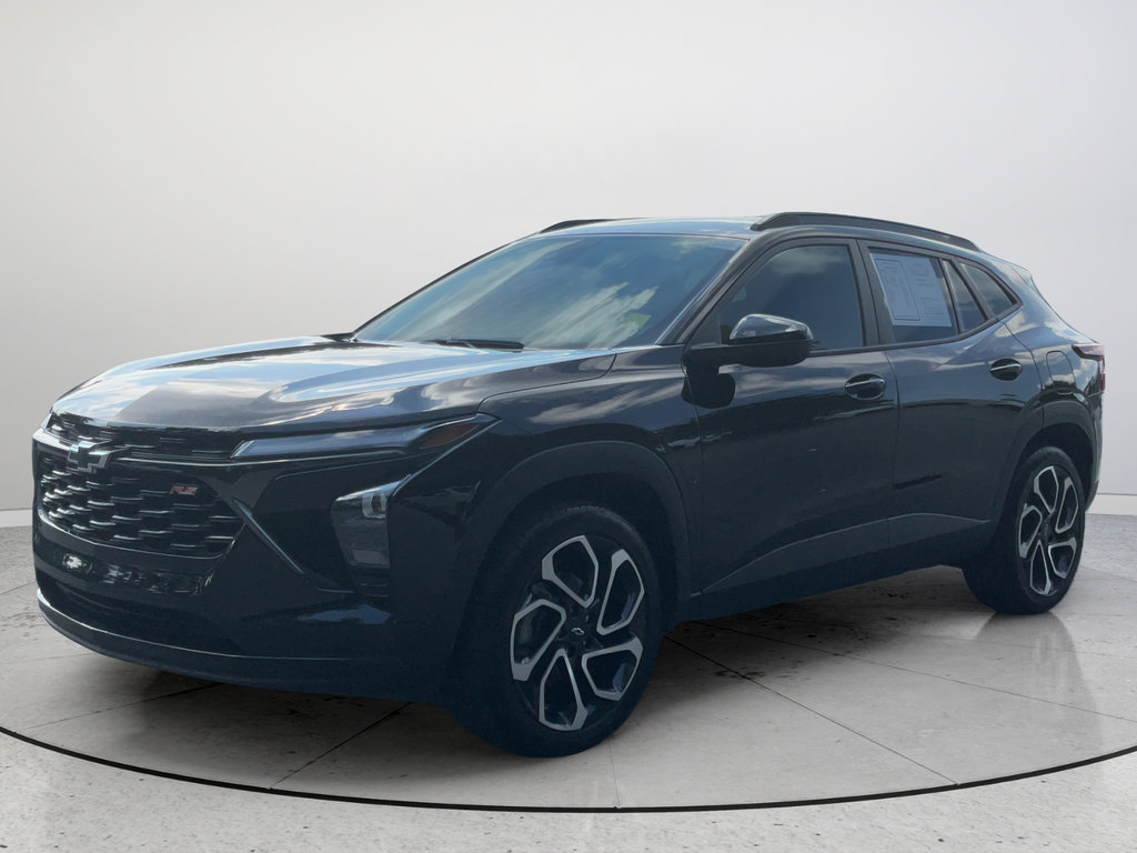 Used 2024 Chevrolet Trax RS FWD image 4