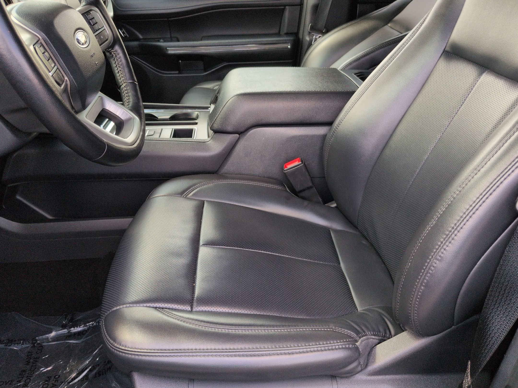 Used 2024 Ford Expedition Max XLT image 16