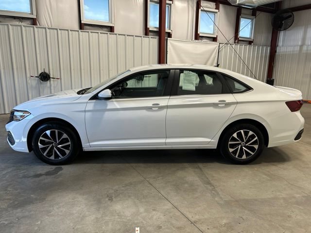 Used 2023 Volkswagen Jetta S FWD image 3