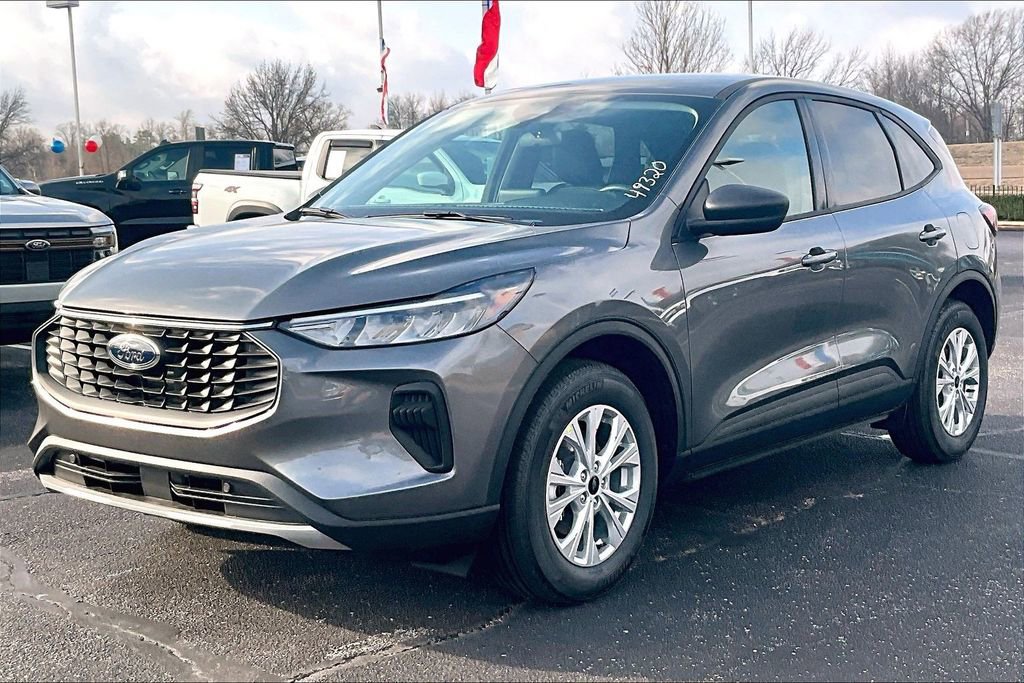 New 2026 Ford Escape Active image 2