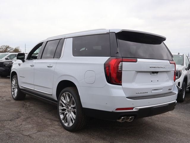New 2026 GMC Yukon XL Denali w/ Denali Reserve Package AWD/4WD image 5