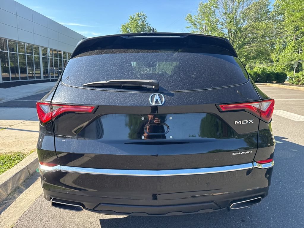 Used 2023 Acura MDX SH-AWD w/ Technology Package image 6