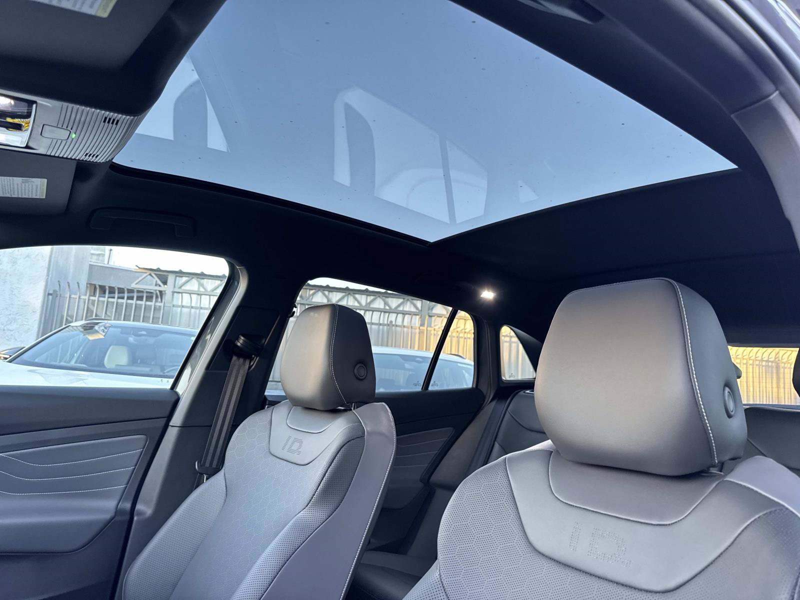 New 2026 Volkswagen ID.4 Pro S RWD image 16