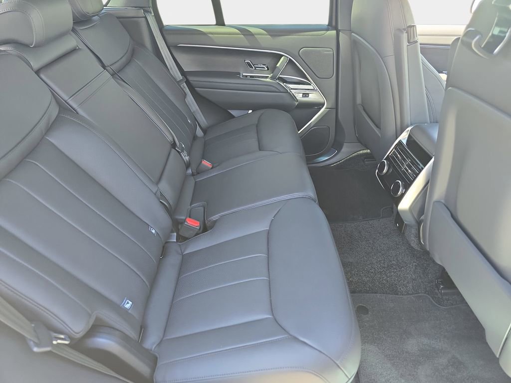 New 2026 Land Rover Range Rover SE AWD/4WD image 11