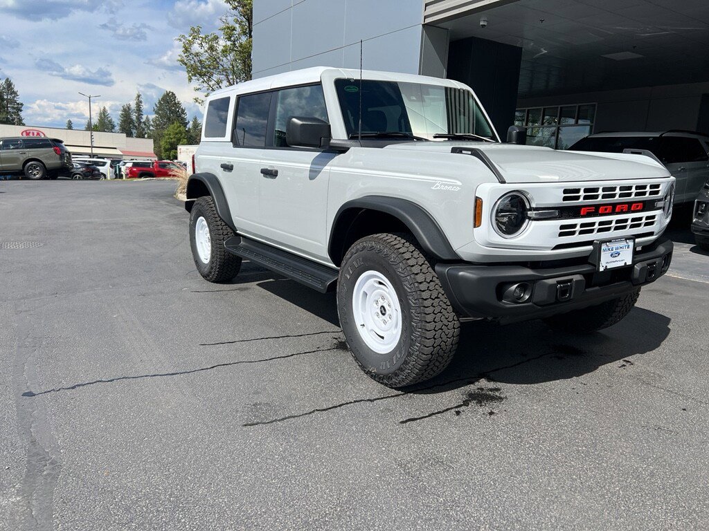 New 2026 Ford Bronco Heritage Edition AWD/4WD image 1