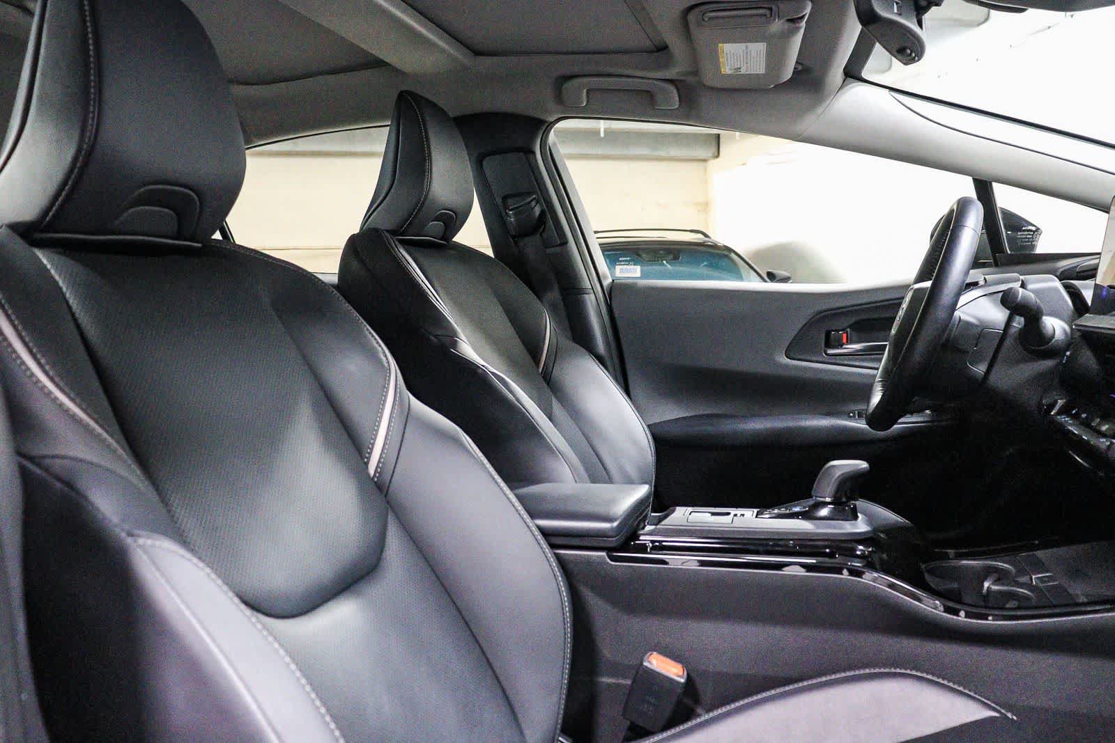 Certified 2026 Toyota Prius XLE FWD image 18