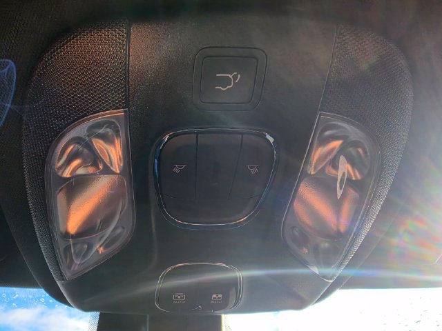 New 2026 Jeep Compass Limited w/ Sun, Sound & Navigation Group AWD/4WD image 18
