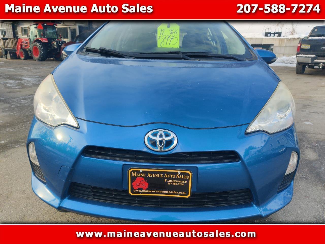 Used 2012 Toyota Prius C Two image 1