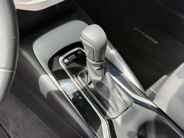 Used 2024 Toyota Corolla SE FWD image 21