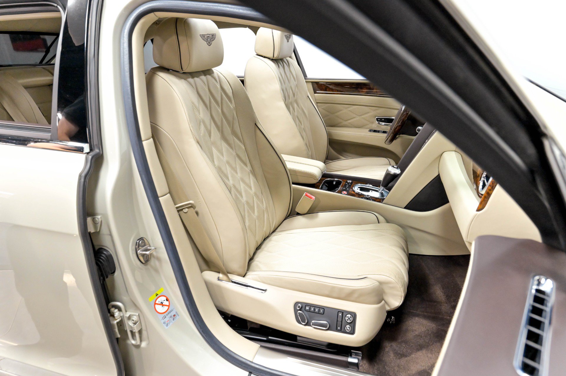 Used 2015 Bentley Flying Spur W12 AWD/4WD image 30