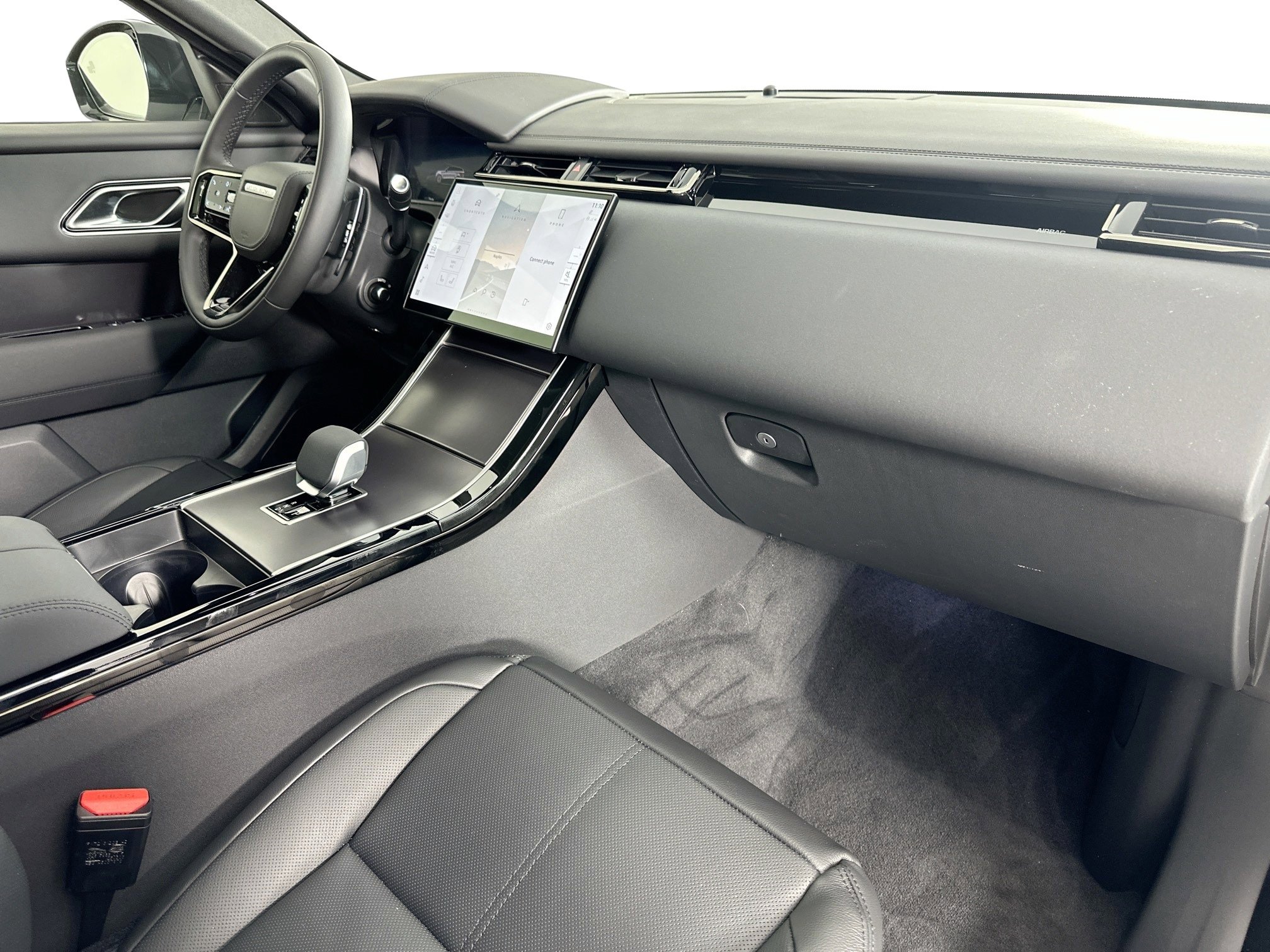 Used 2026 Land Rover Range Rover Velar Dynamic SE image 26