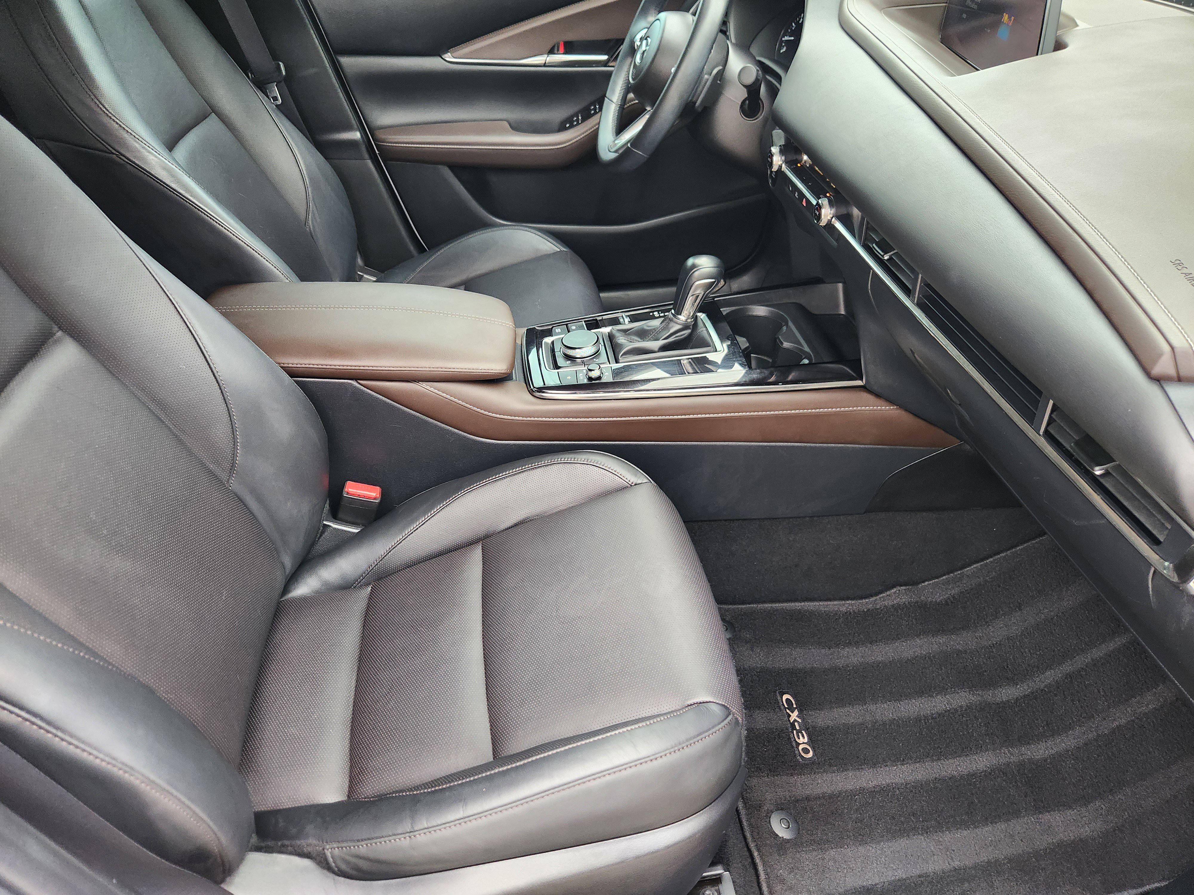 Used 2021 MAZDA CX-30 AWD 2.5 S w/ Premium Package image 10