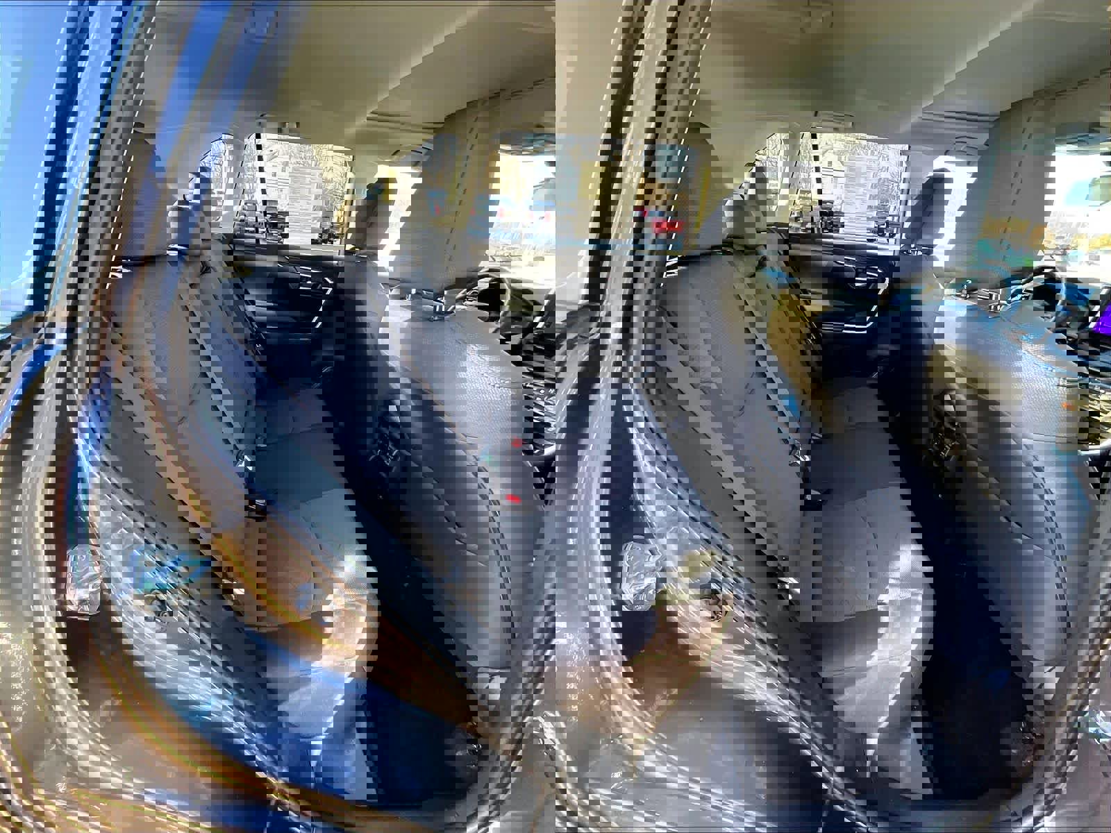 Used 2024 Toyota RAV4 XLE image 16