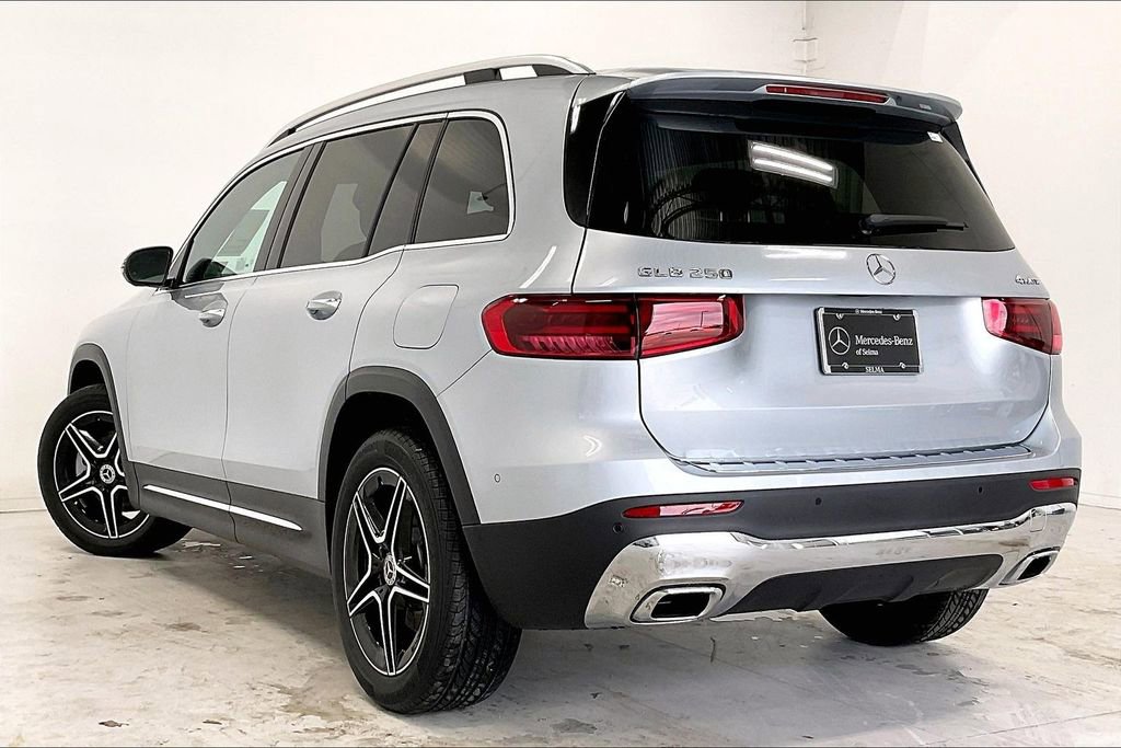 New 2026 Mercedes-Benz GLB 250 4MATIC image 12