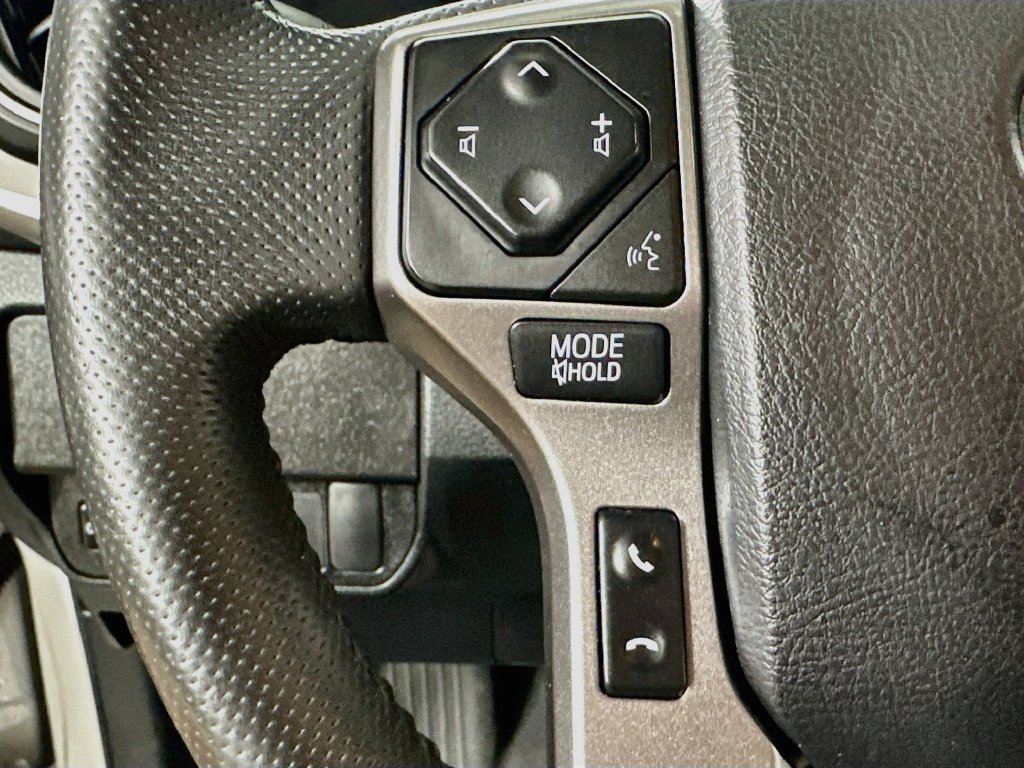 Used 2022 Toyota Tacoma SR5 w/ Technology Package RWD image 24