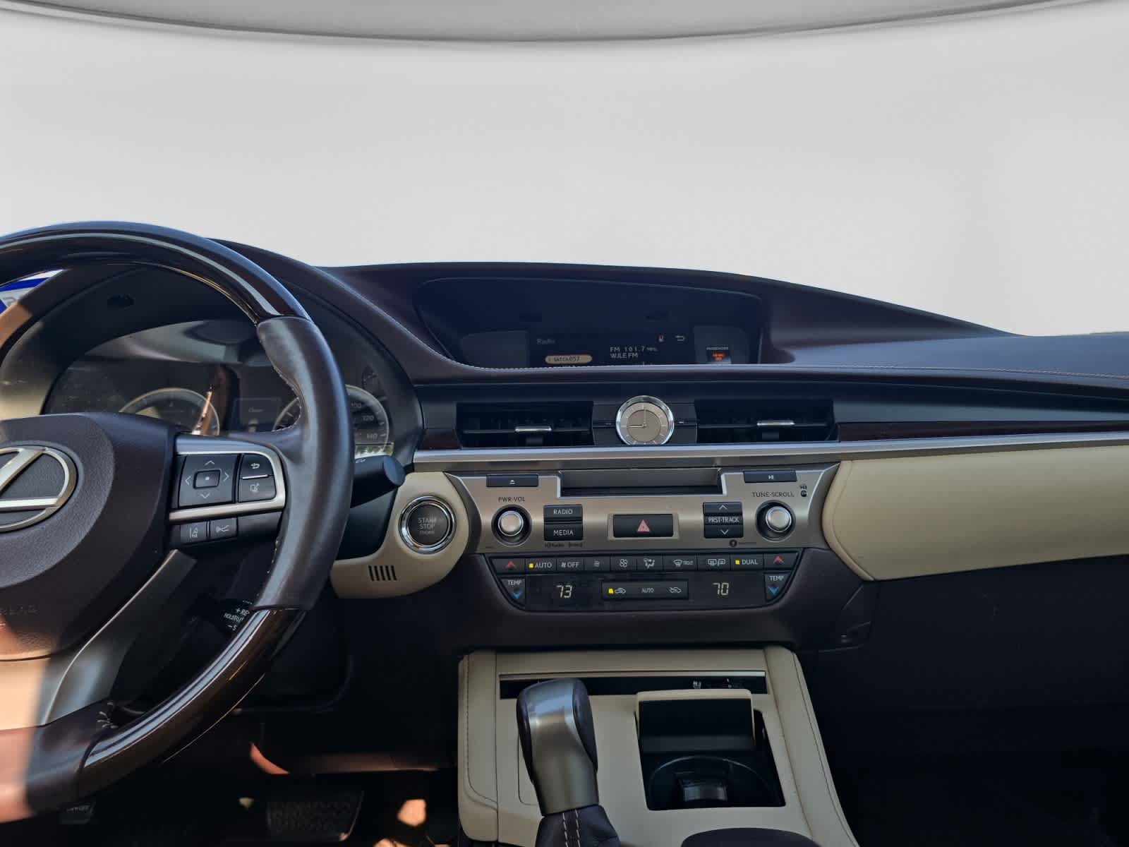 Used 2017 Lexus ES 350 w/ Premium Package FWD image 10