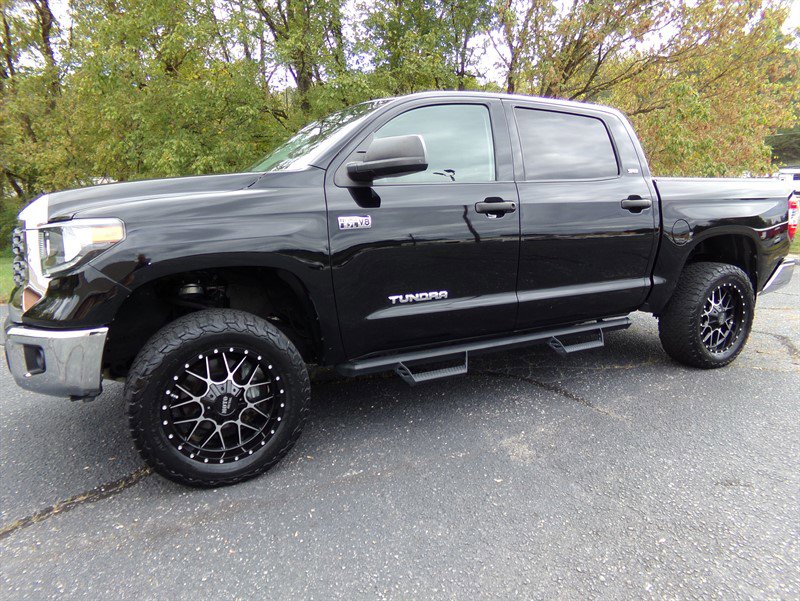 Used 2020 Toyota Tundra SR5 image 1