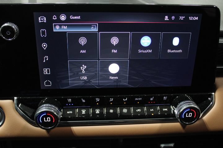 New 2026 GMC Canyon AT4 w/ Technology Plus Package AWD/4WD image 48