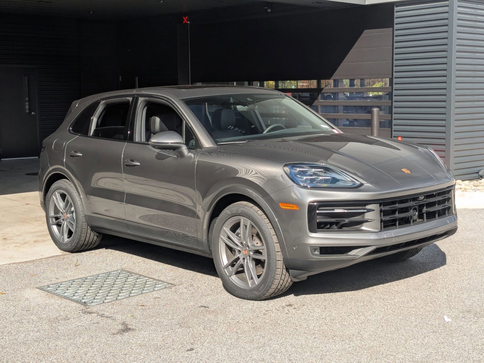 New 2026 Porsche Cayenne image 7