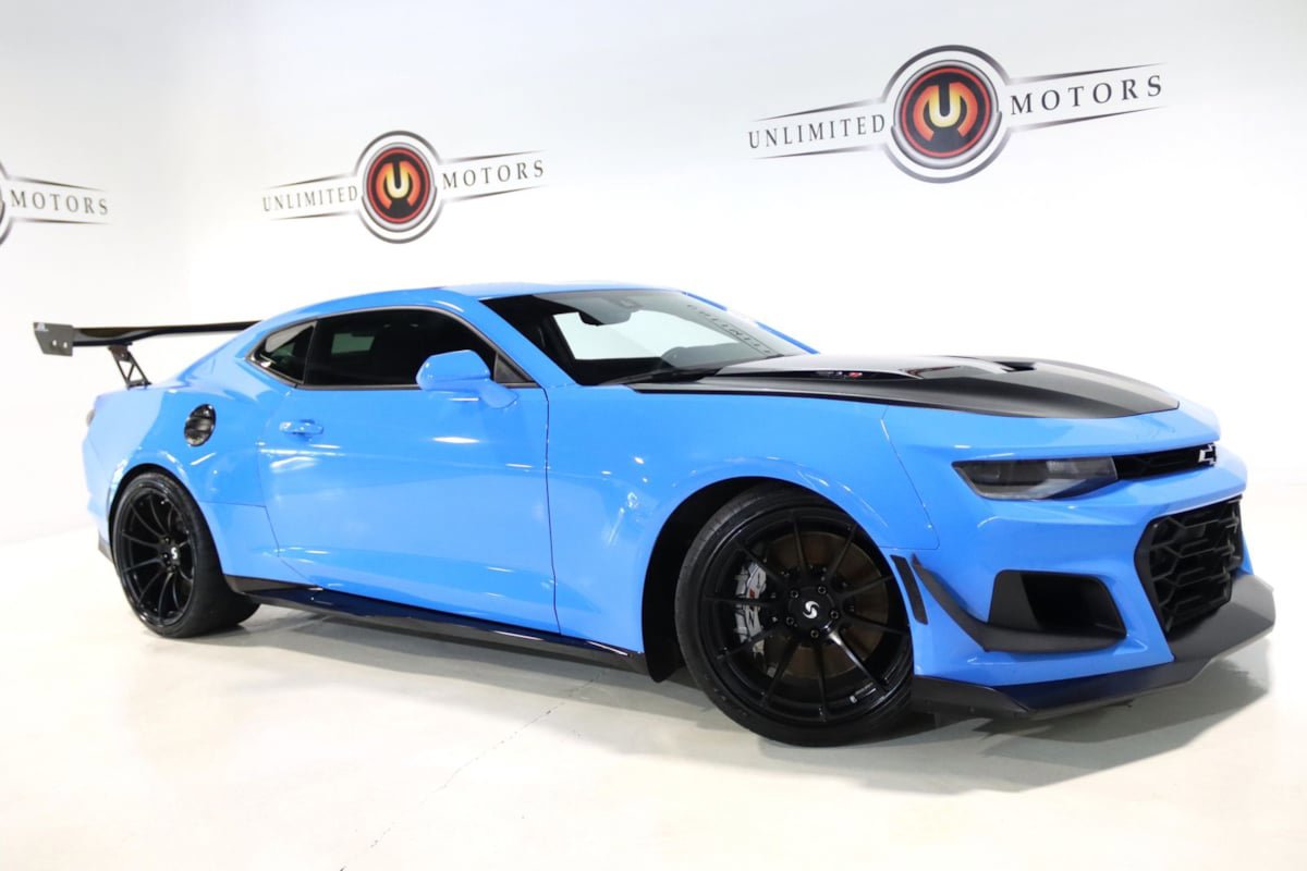 Used 2022 Chevrolet Camaro ZL1 RWD image 72