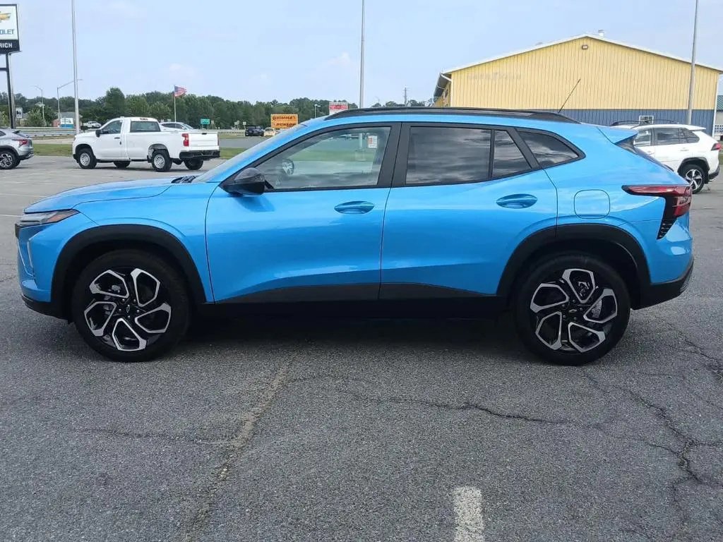 New 2026 Chevrolet Trax RS image 4