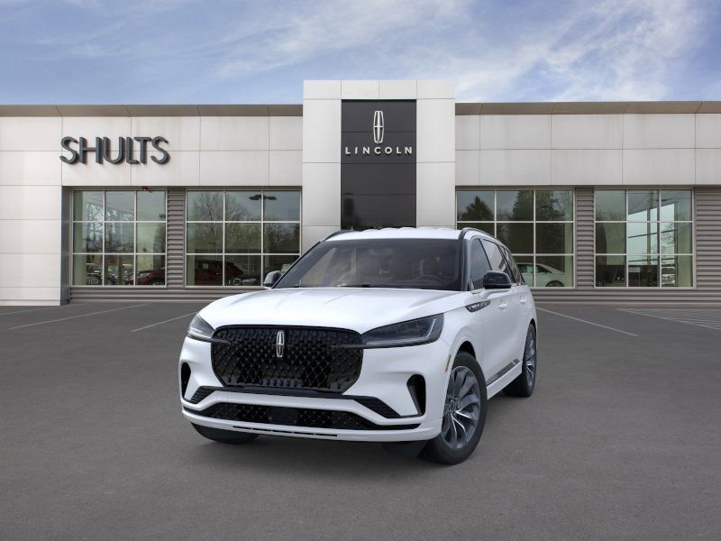 New 2026 Lincoln Aviator AWD image 2