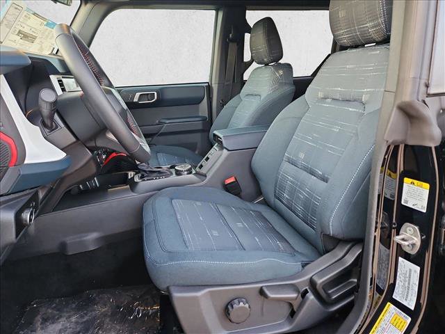 New 2025 Ford Bronco Heritage Edition image 4