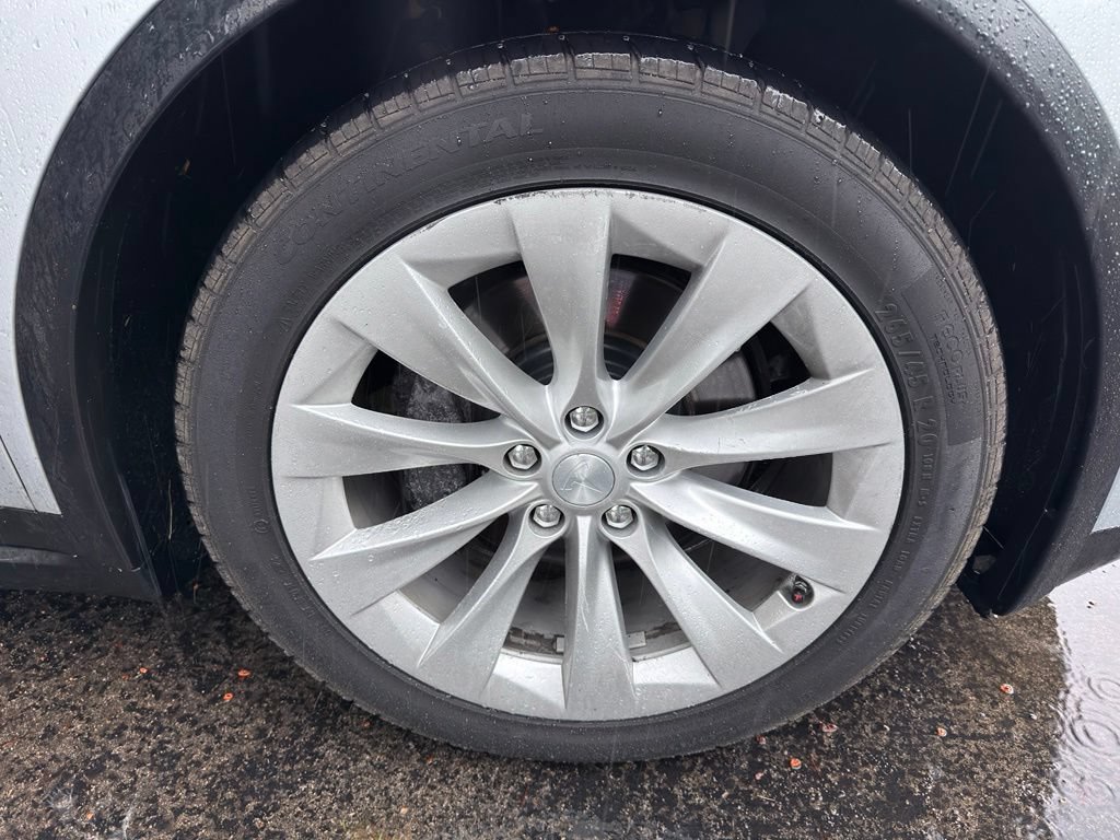 Used 2016 Tesla Model X 75D AWD/4WD image 16