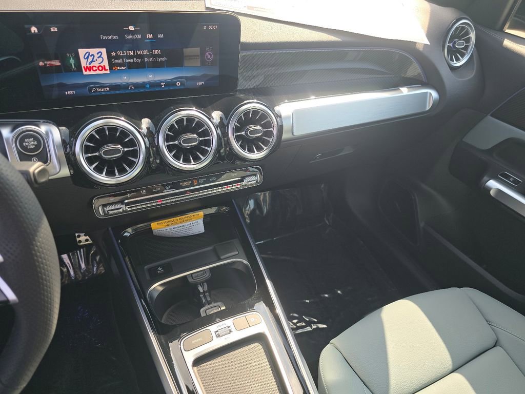 New 2026 Mercedes-Benz GLB 35 AMG 4MATIC image 30