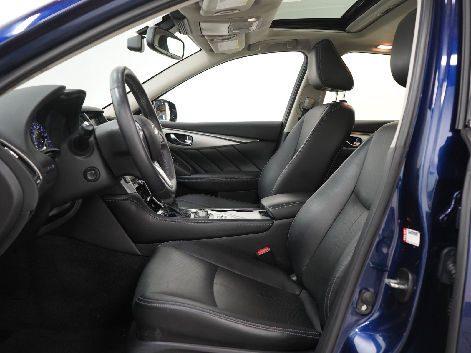 Used 2023 INFINITI Q50 Luxe AWD/4WD image 22