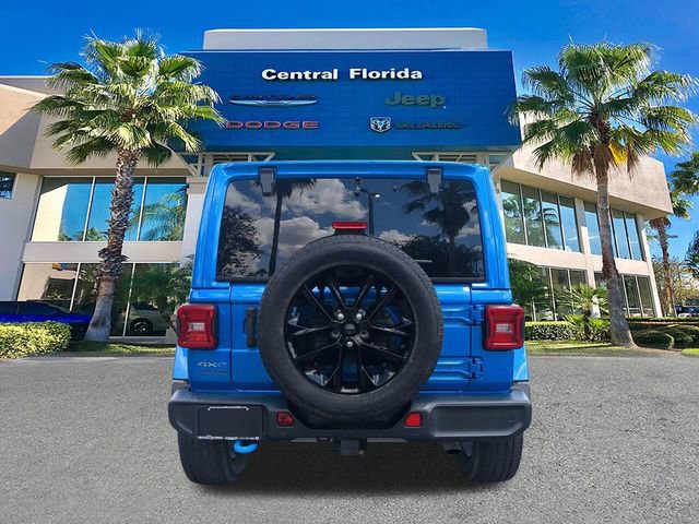 Used 2022 Jeep Wrangler Unlimited Sahara w/ Safety Group AWD/4WD image 6