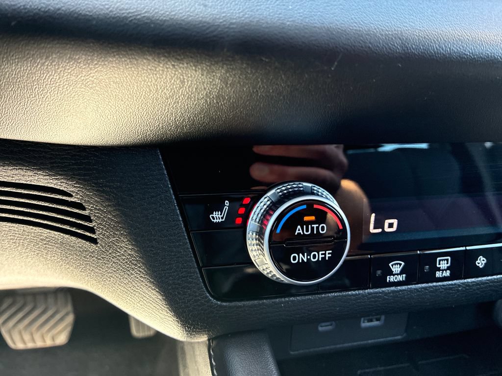 Used 2023 Mitsubishi Outlander SE AWD/4WD image 28