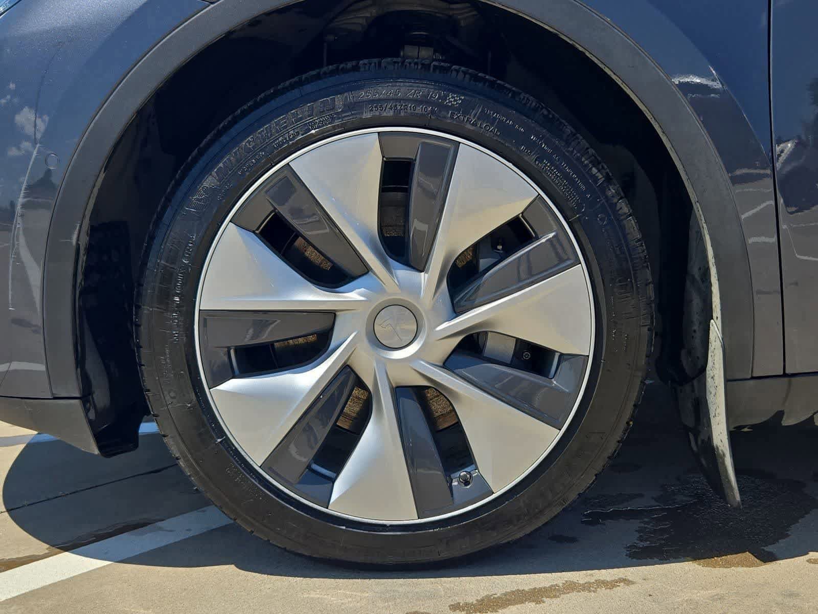 Used 2020 Tesla Model Y Long Range AWD/4WD image 12